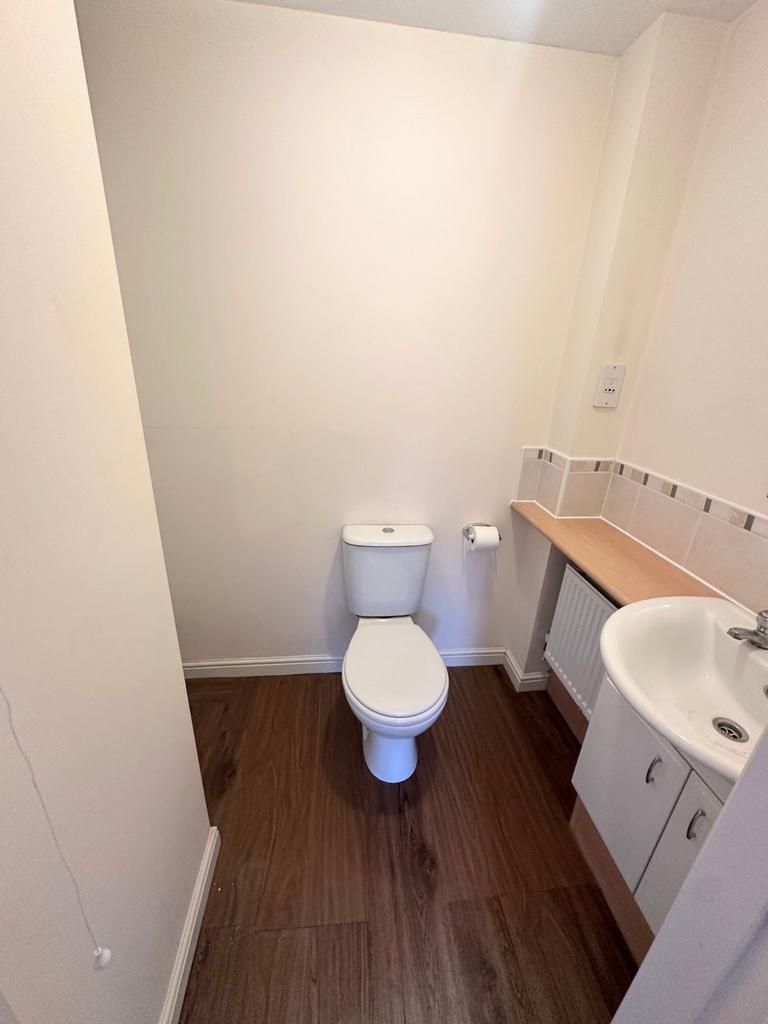 En-Suite Wash Room