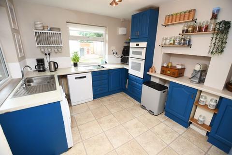 3 bedroom semi-detached house for sale, The Hedges, Maidstone