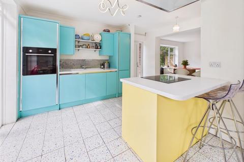3 bedroom detached house for sale, 128 Horncastle Road, Woodhall Spa - IN OVER 2 ACRES (sts)
