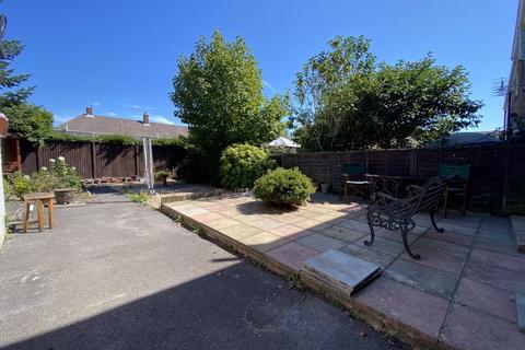 undefined, Boundary Road, Bursledon, SO31