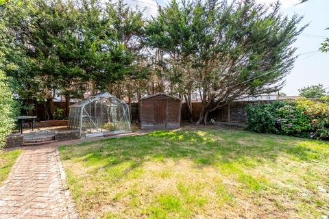 6 bedroom end of terrace house for sale, St. James Road, Chichester