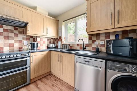undefined, Reading Road, Basingstoke RG24