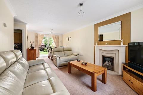 undefined, Reading Road, Basingstoke RG24