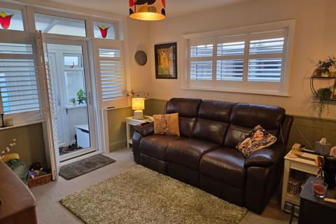 2 bedroom semi-detached bungalow for sale, Landseer Avenue, Skegness PE24