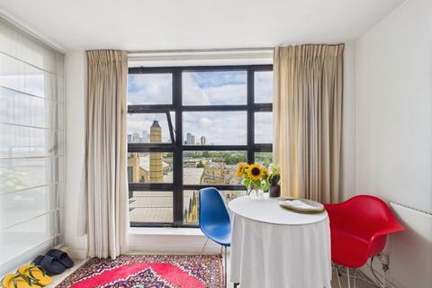1 bedroom apartment for sale, Burrells Wharf Square, London