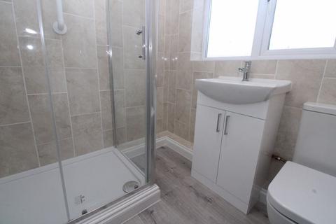 3 bedroom detached house for sale, Caernarvon Road, St. Neots PE19