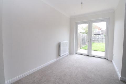 47 Caernarvon Road, Eynesbury, St Neots, PE19 2RN