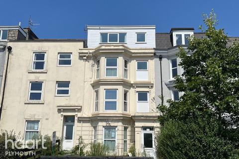 5 bedroom terraced house for sale