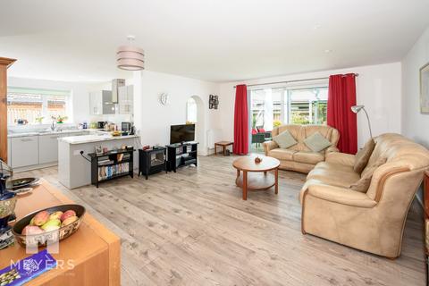 3 bedroom detached bungalow for sale, Woolsbridge Road | Ringwood | BH24