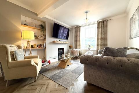 34 The Triangle, Mountain Ash, CF45 4BA