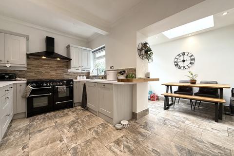 34 The Triangle, Mountain Ash, CF45 4BA