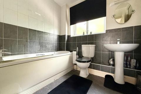 3 bedroom detached house for sale, Bramingham Road, Bramingham, Luton, Bedfordshire, LU3 2DE