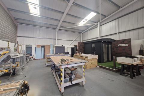 Industrial development to rent, Plumtree Rd Doncaster DN11 8EW
