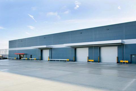 Factory to rent, 1-5 Bircholt Rd Maidstone ME15 9SF