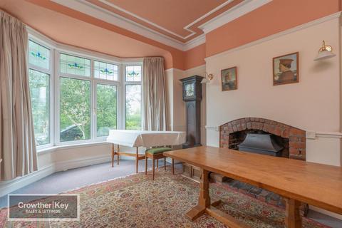 undefined, Wye Grove, Buxton