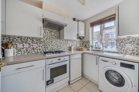 7 Fleet Terrace, London, SE6 2EB