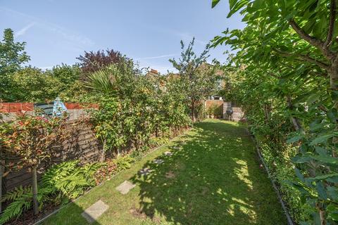 7 Fleet Terrace, London, SE6 2EB