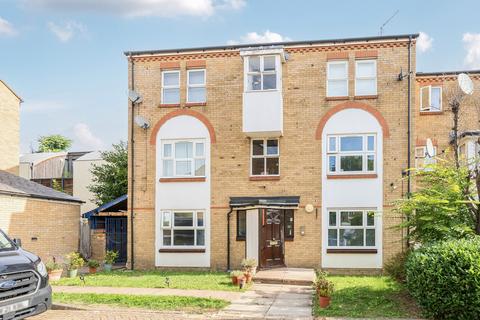 1 bedroom apartment for sale, Wordsworth Road, London