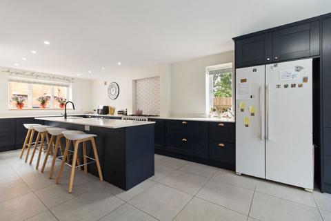4 bedroom detached house for sale, Court Road, Malvern, Worcestershire, WR14