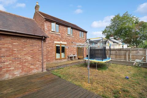4 bedroom detached house for sale, Court Road, Malvern, Worcestershire, WR14