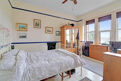 14 Ashleigh Road, Barnstaple, EX32 8JX