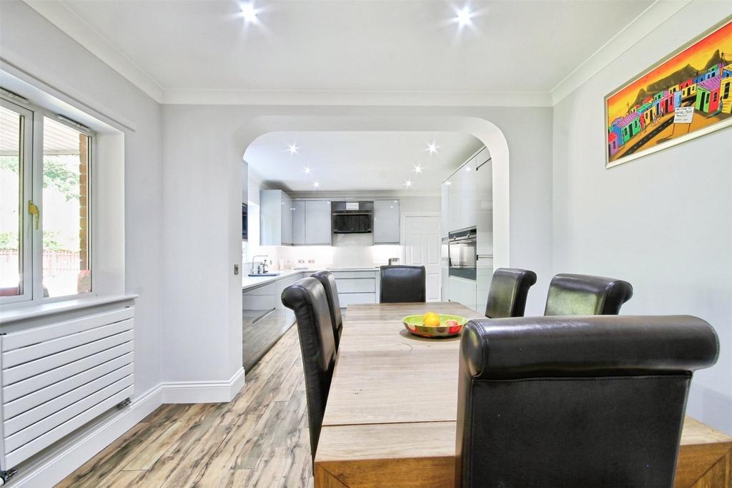 Breakfast Room