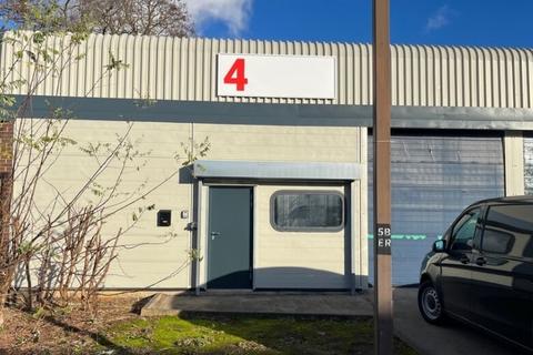 Industrial unit to rent, Erica Rd Milton Keynes MK12 6HS