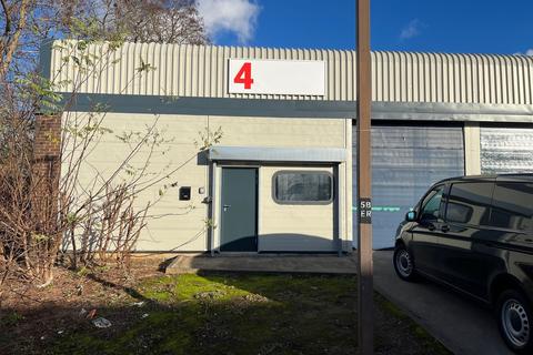 Industrial unit to rent, Erica Rd Milton Keynes MK12 6HS