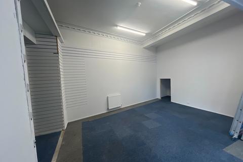Retail property (high street) to rent, 9-15 Hope St Inverkeithing KY11 1LW