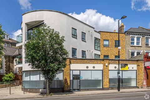 Retail property (high street) to rent, 130A Junction Rd London N19 5LB