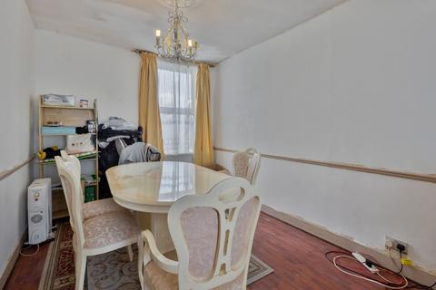 3 bedroom terraced house for sale, Higham Hill Road, London E17