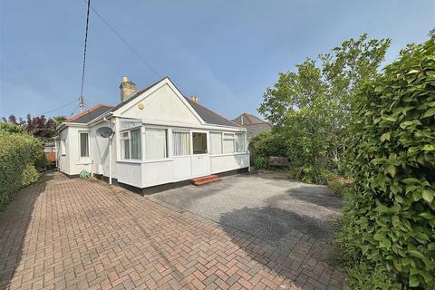 2 bedroom detached bungalow for sale, Penwethers Lane, Truro