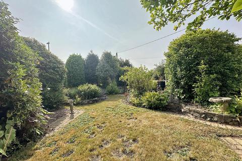 2 bedroom detached bungalow for sale, Penwethers Lane, Truro