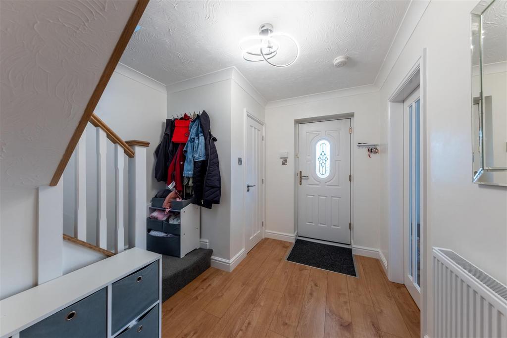 14 Carnoustie Close-016.JPG