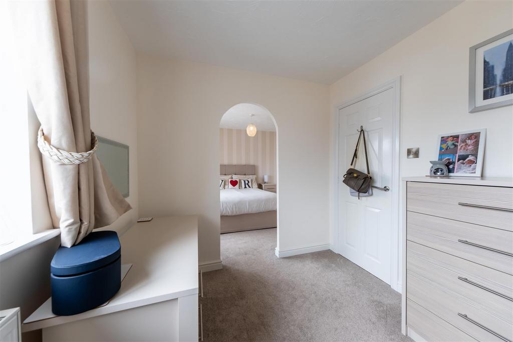 14 Carnoustie Close-023.JPG