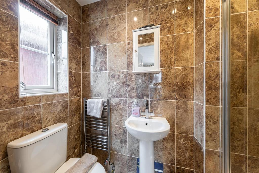 14 Carnoustie Close-024.JPG