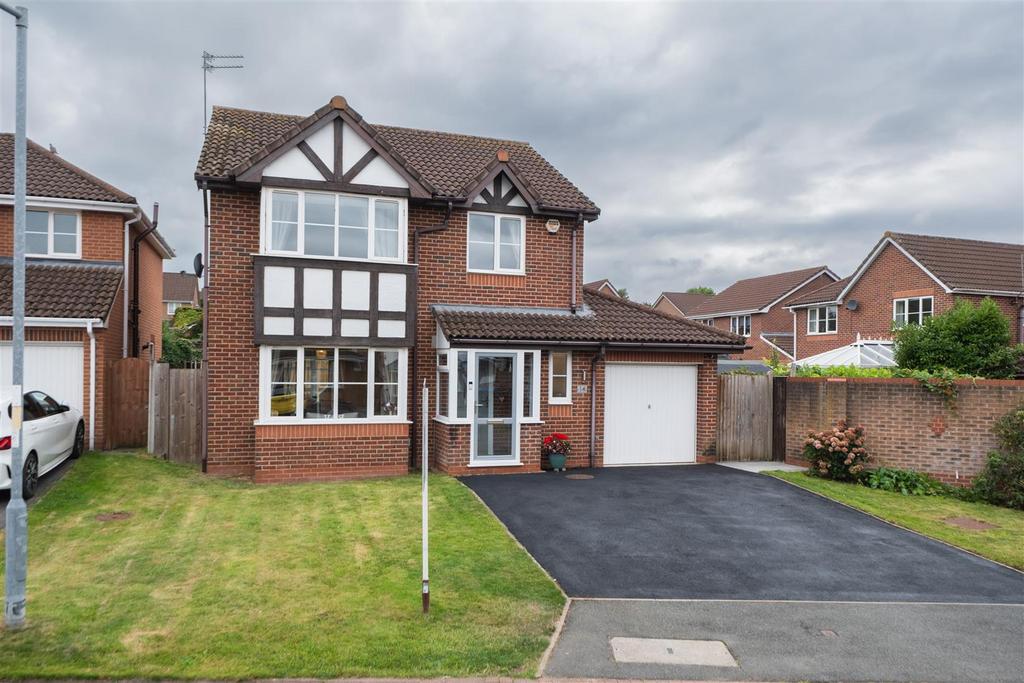 14 Carnoustie Close-045.JPG