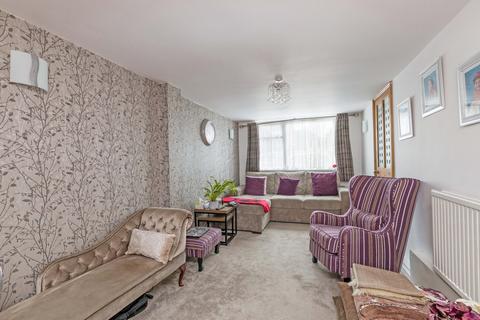 undefined, Layburn Crescent, Langley SL3