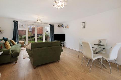 3 bedroom end of terrace house for sale, Barham Avenue, Teignmouth, TQ14