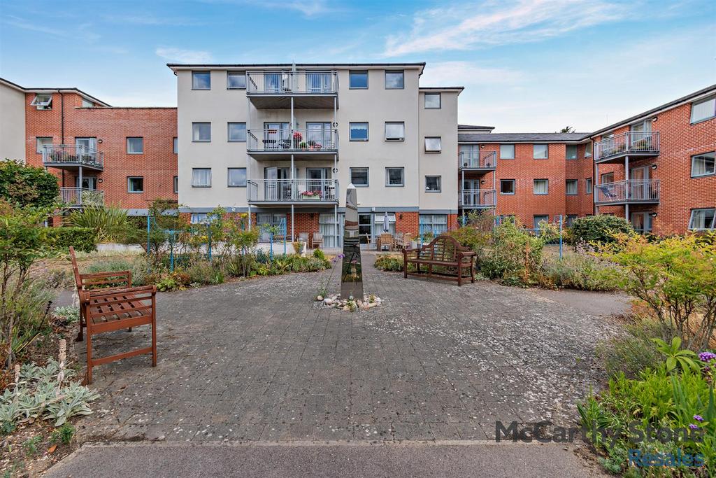 8659906-exterior02-800.jpg