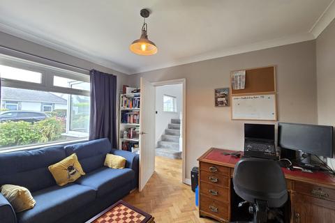 8 Dyffryn Place, Barry, CF62 8UN
