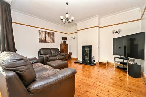 4 bedroom detached house for sale, Willingdon Road, Eastbourne