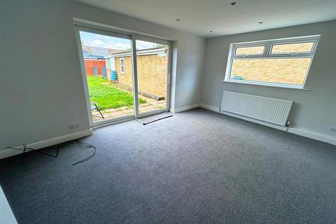 10 The Meadows, Howden, Goole, DN14 7DX