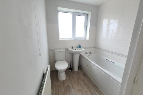10 The Meadows, Howden, Goole, DN14 7DX