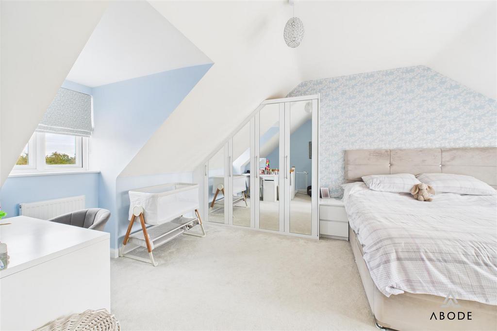 CAM01882 G0-PR0138-STILL011.jpg