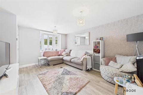 3 bedroom semi-detached house for sale, King Lane, Burton-On-Trent DE13