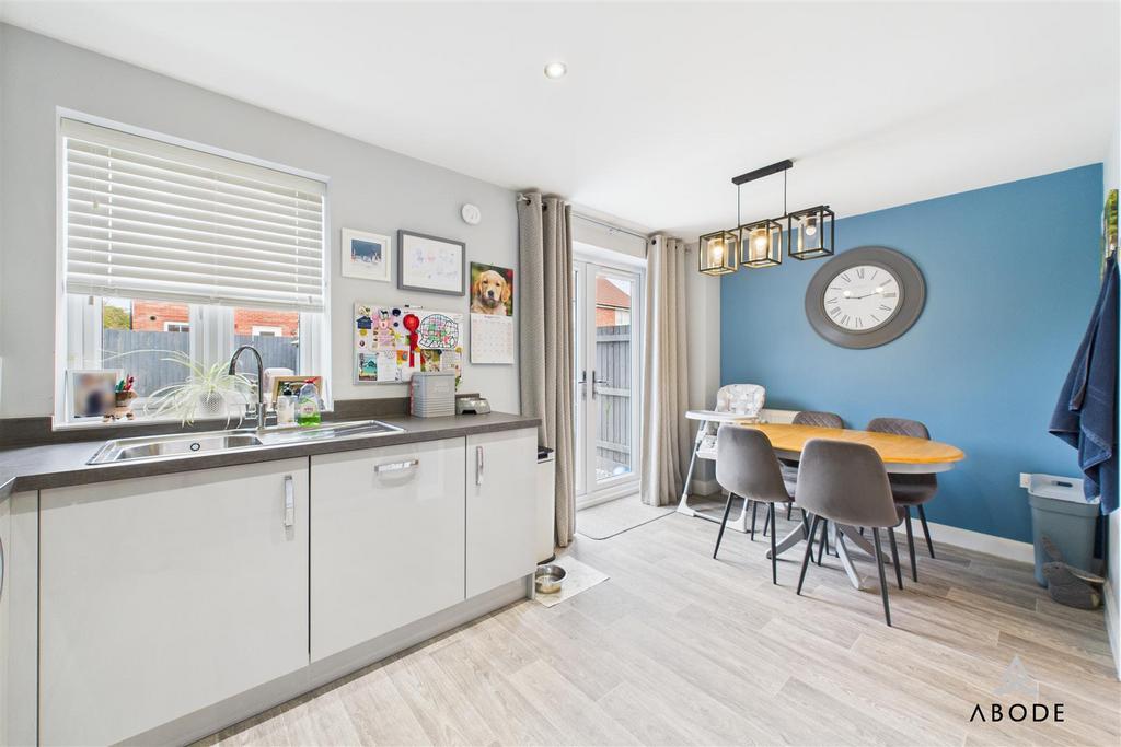 CAM01882 G0-PR0138-STILL007.jpg