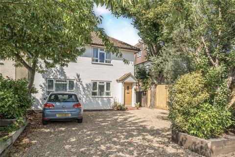 74a Hook Road, Surbiton, KT6 5BH