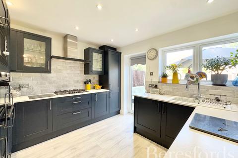 49 Claremont Road, Hornchurch, RM11 1BY
