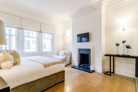 3 bedroom apartment to rent, Duke Street, London W1K
